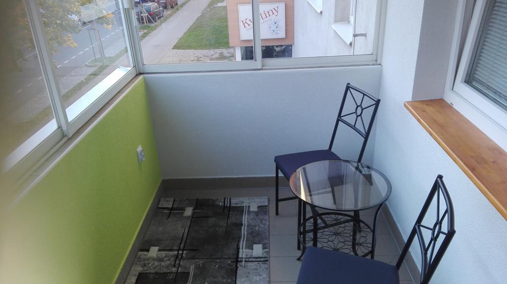 Apartman Jarosova ซนอยโม ภายนอก รูปภาพ