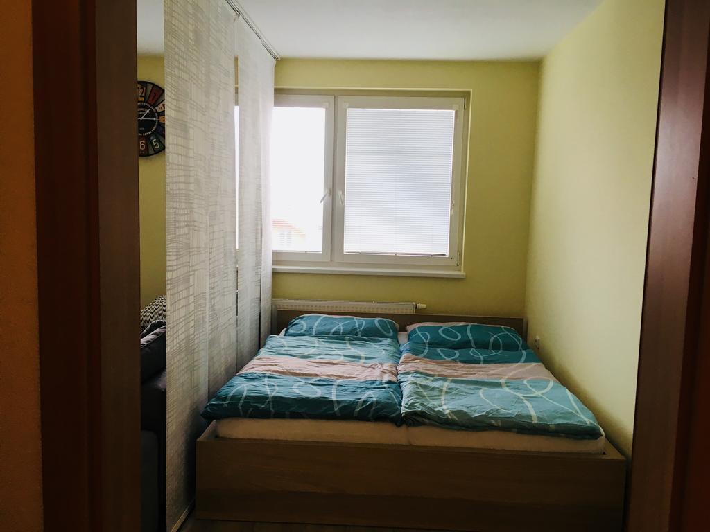 Apartman Jarosova ซนอยโม ภายนอก รูปภาพ