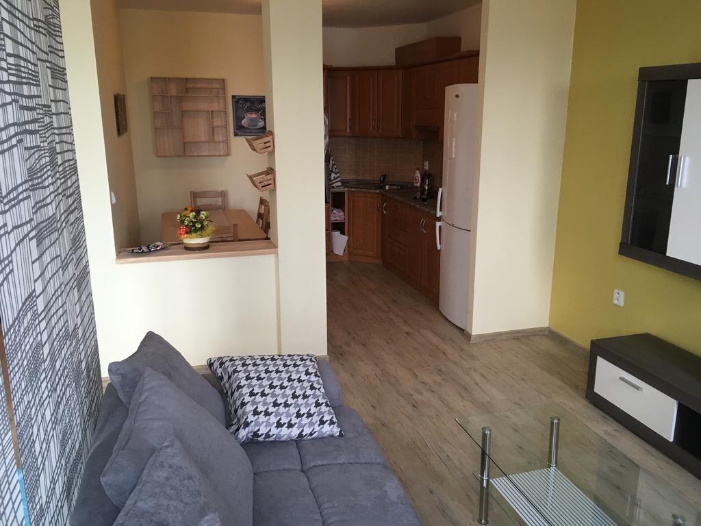 Apartman Jarosova ซนอยโม ภายนอก รูปภาพ