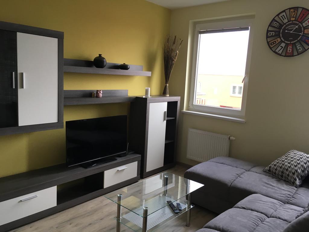 Apartman Jarosova ซนอยโม ภายนอก รูปภาพ